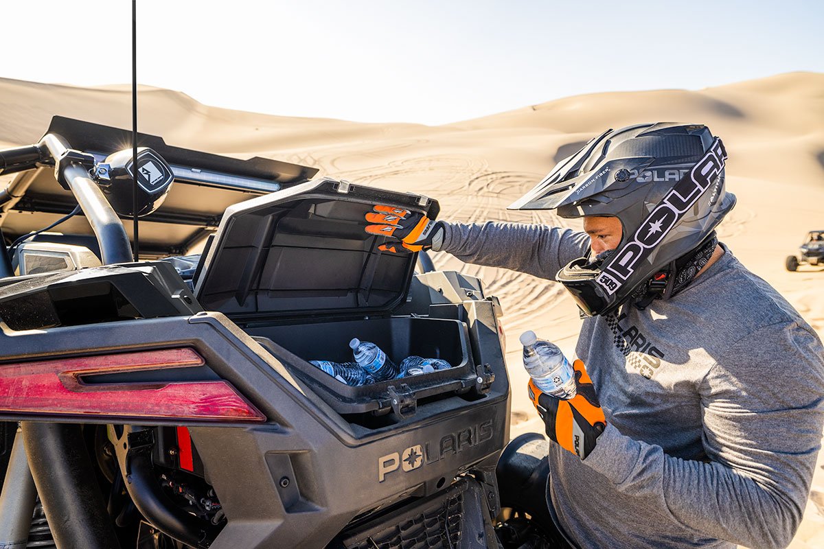 viking-group-polaris-rzr-turbo-r-4-ultimate-galeria-3