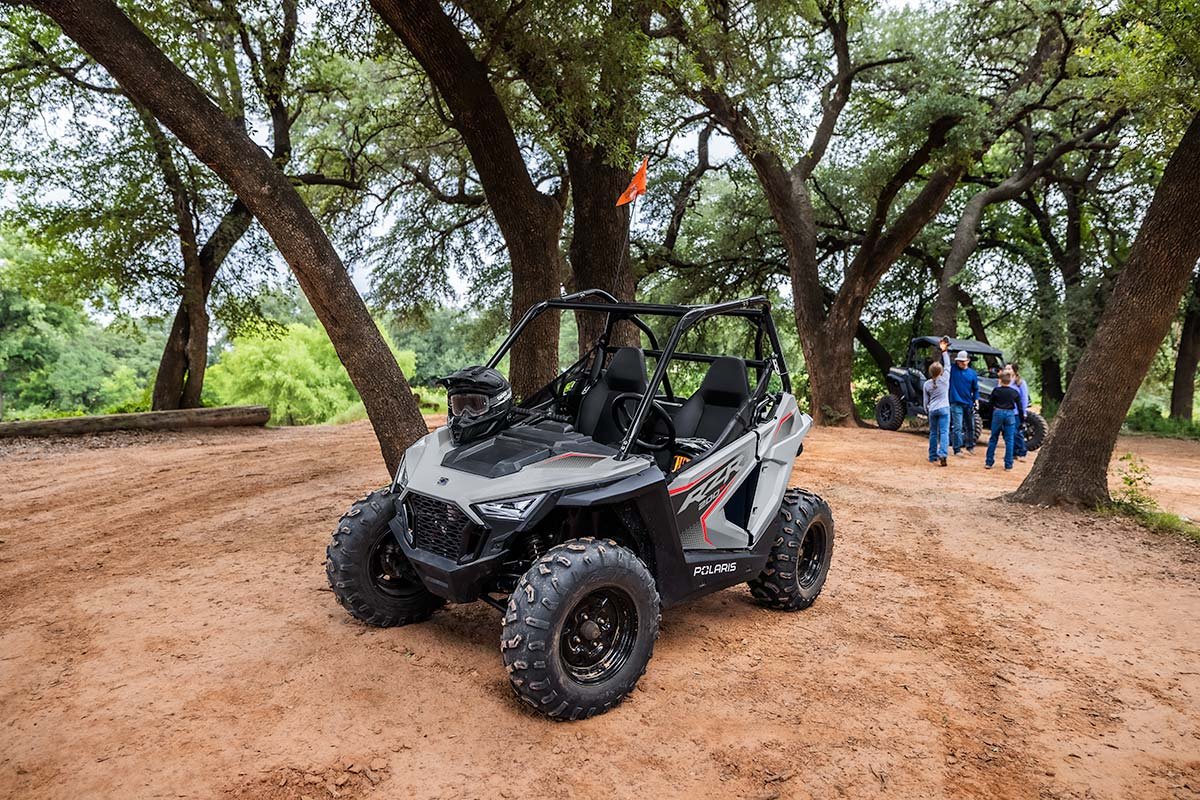 viking-group-polaris-youth-rzr-200-efi-galeria-4